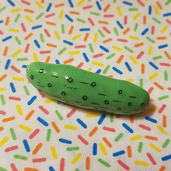 Vintage glazed ceramic pickle pin - Picture 7 of 8